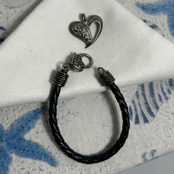 Brighton Braided Black Leather Cord Bracelet Heart Charm Silver Plated Vintage - Picture 7 of 13